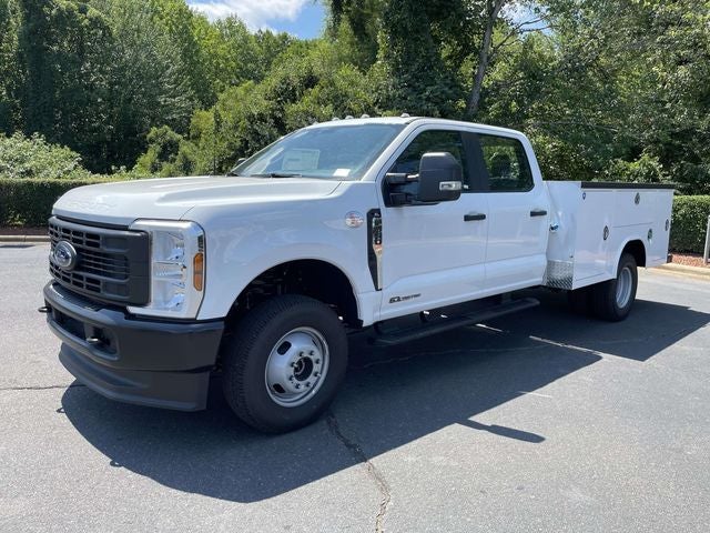 2026 Ford F-350SD — rear three-quarter view