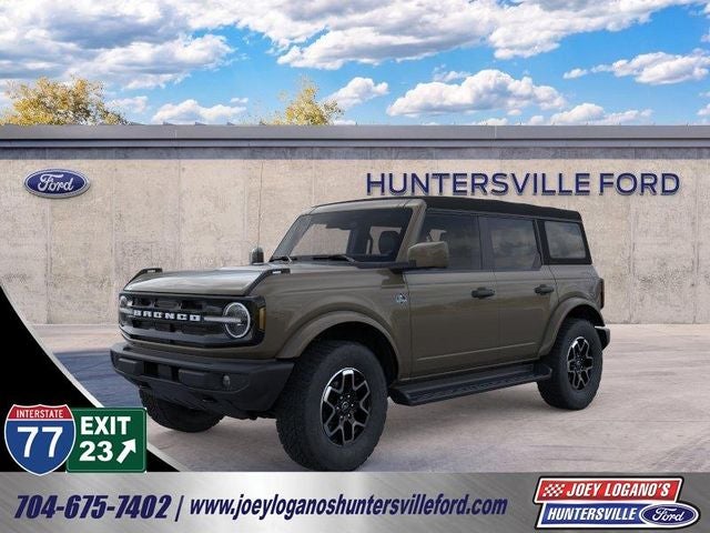2026 Ford Bronco Outer Banks in Marsh Gray — front three-quarter view
