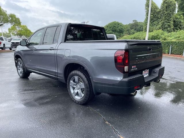 2025 Honda Ridgeline — interior view